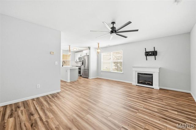 811 Woodside Creek Dr Drive, Festus, MO 63028