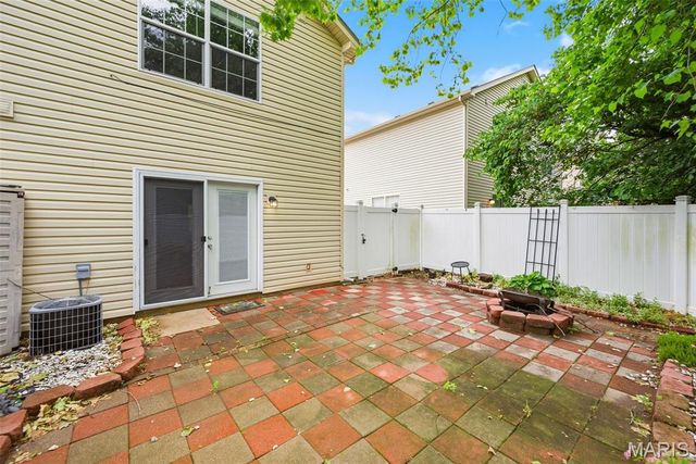 811 Woodside Creek Dr Drive, Festus, MO 63028