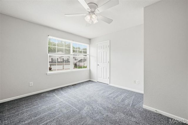 811 Woodside Creek Dr Drive, Festus, MO 63028