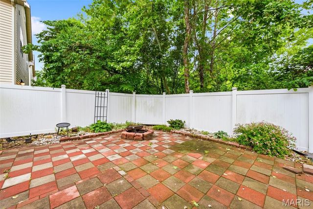 811 Woodside Creek Dr Drive, Festus, MO 63028