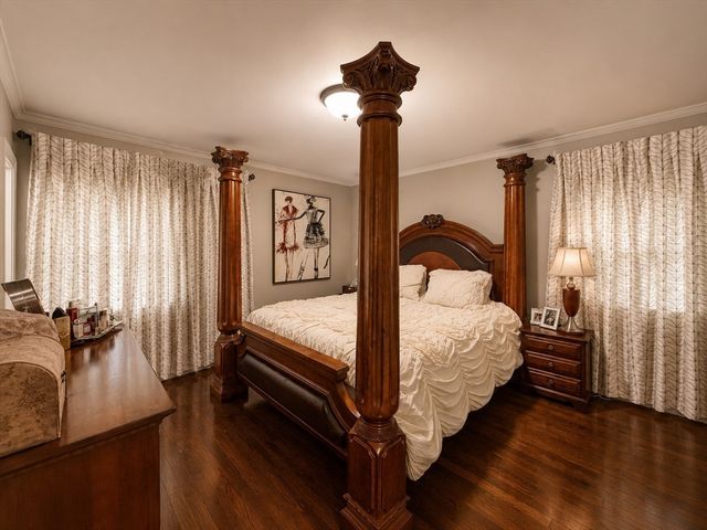 411 Pleasant St, Framingham, MA 01701