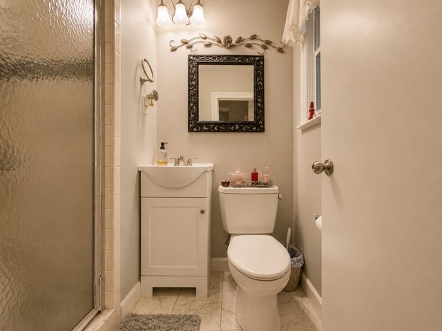 411 Pleasant St, Framingham, MA 01701