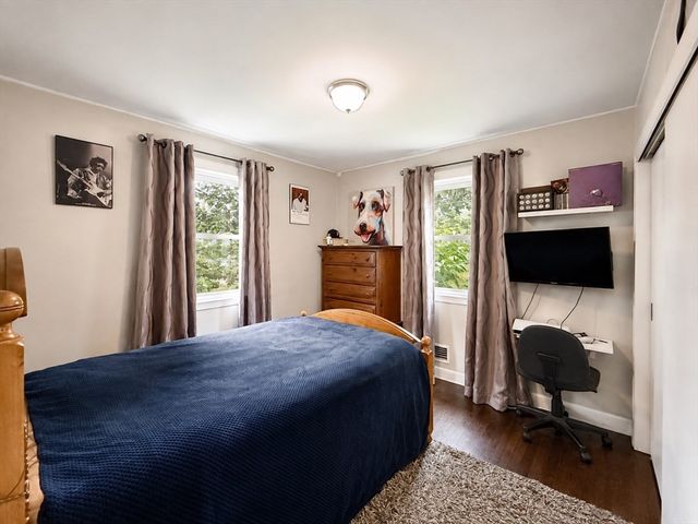 411 Pleasant St, Framingham, MA 01701