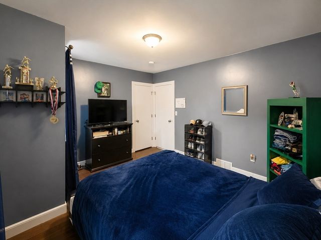 411 Pleasant St, Framingham, MA 01701