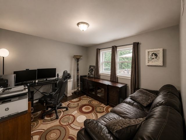 411 Pleasant St, Framingham, MA 01701