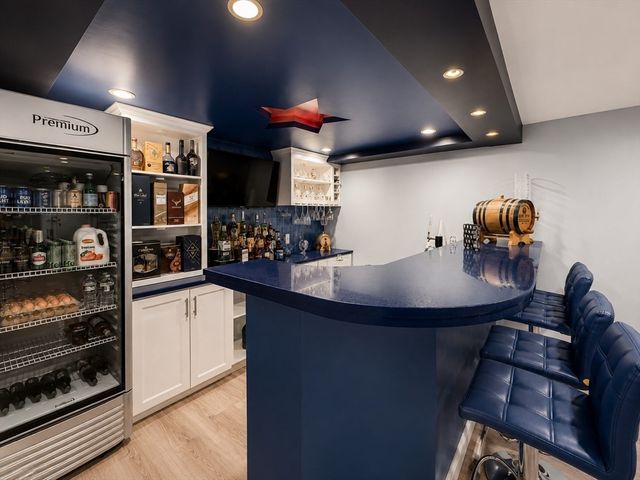 411 Pleasant St, Framingham, MA 01701