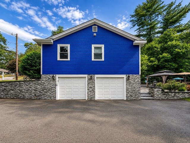 411 Pleasant St, Framingham, MA 01701
