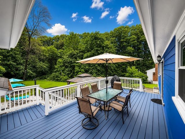 411 Pleasant St, Framingham, MA 01701
