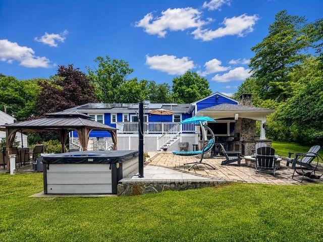 411 Pleasant St, Framingham, MA 01701