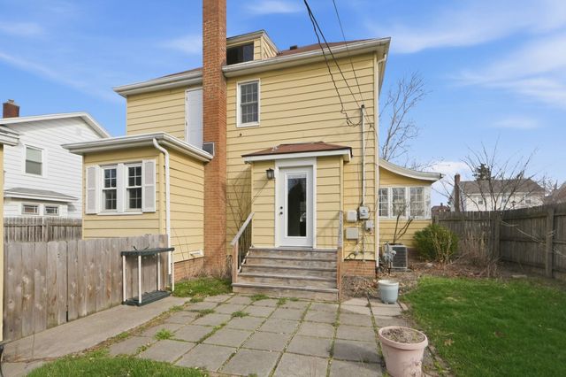 1908 Kenwood Avenue, Fort Wayne, IN 46805