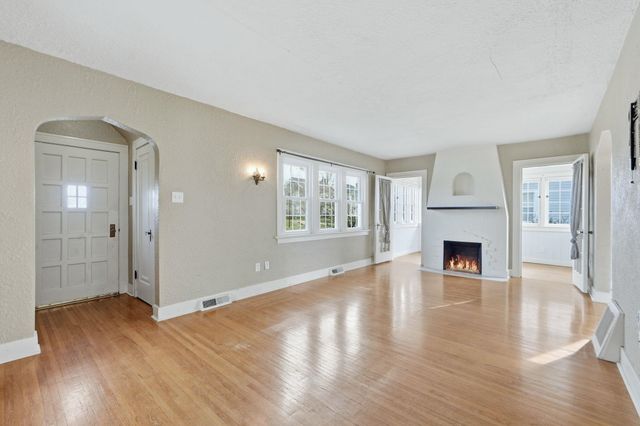 1908 Kenwood Avenue, Fort Wayne, IN 46805