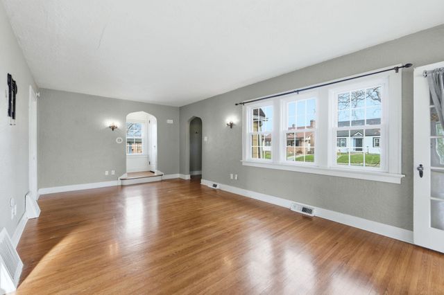 1908 Kenwood Avenue, Fort Wayne, IN 46805