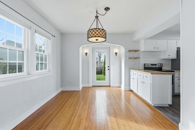 1908 Kenwood Avenue, Fort Wayne, IN 46805