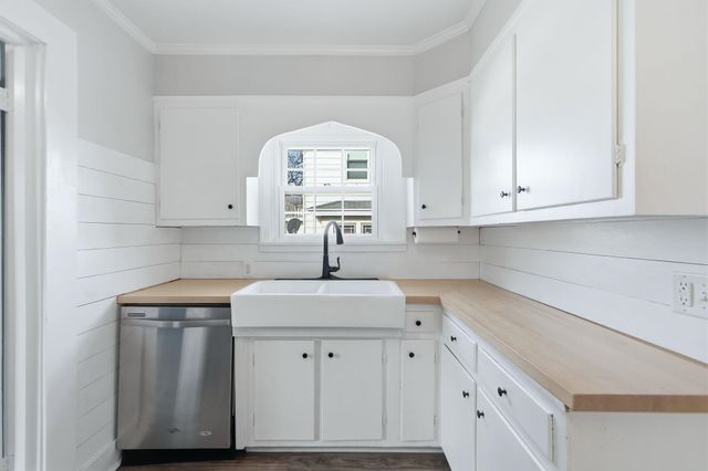 1908 Kenwood Avenue, Fort Wayne, IN 46805