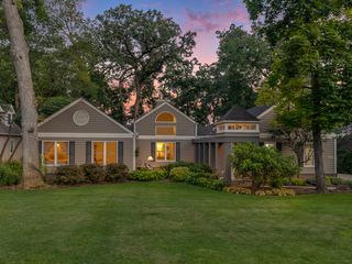 1912 Whispering Oaks Lane, Sugar Grove, IL 60554