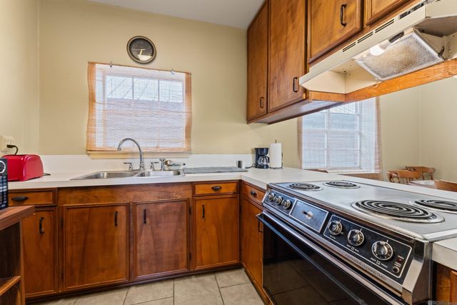 316 Claiborne St, Donaldsonville, LA 70346