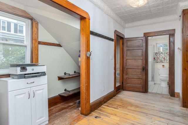 84 Pillsbury Street, Concord, NH 03301