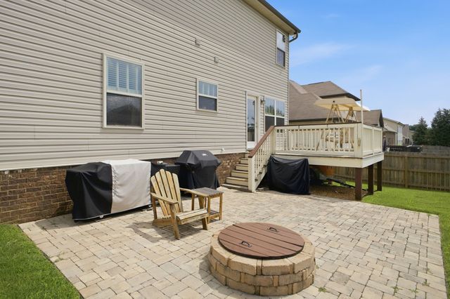 1091 Achiever Cir, Spring Hill, TN 37174