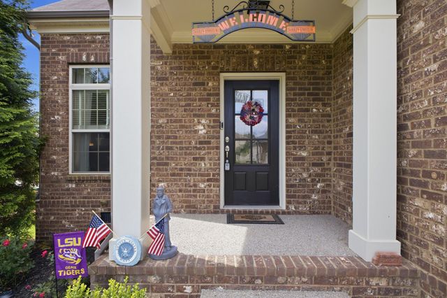1091 Achiever Cir, Spring Hill, TN 37174