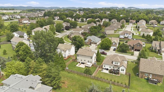 1091 Achiever Cir, Spring Hill, TN 37174