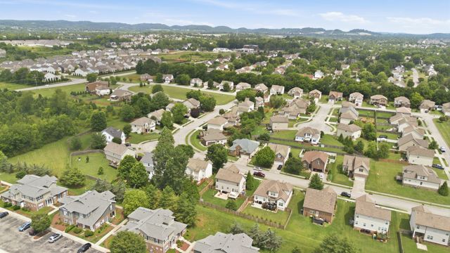 1091 Achiever Cir, Spring Hill, TN 37174