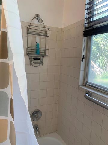 651 Lyons Road 10207, Coconut Creek, FL 33063