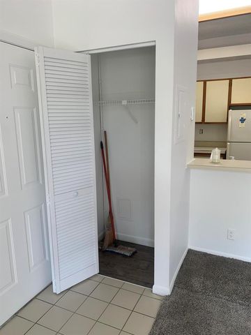 651 Lyons Road 10207, Coconut Creek, FL 33063