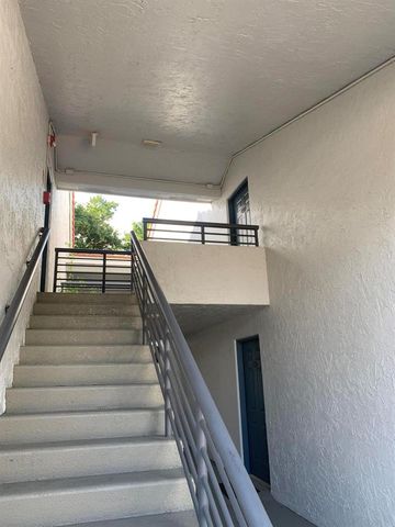 651 Lyons Road 10207, Coconut Creek, FL 33063
