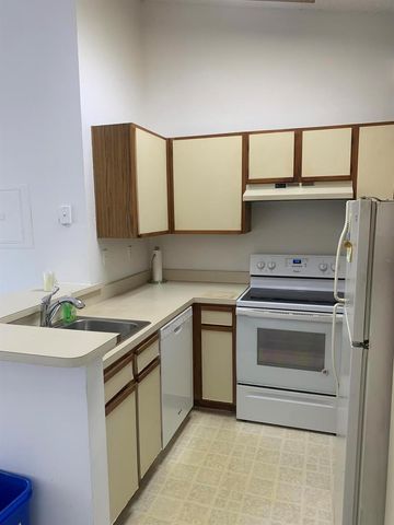 651 Lyons Road 10207, Coconut Creek, FL 33063