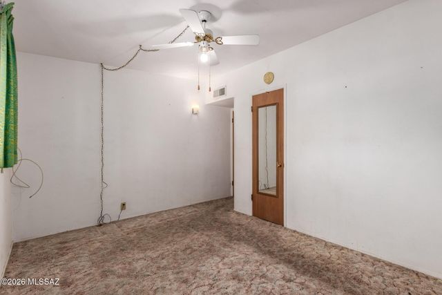 6470 E Calle Luna, Tucson, AZ 85710