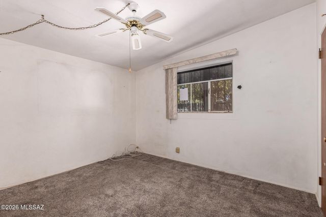 6470 E Calle Luna, Tucson, AZ 85710