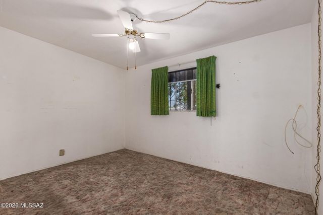 6470 E Calle Luna, Tucson, AZ 85710