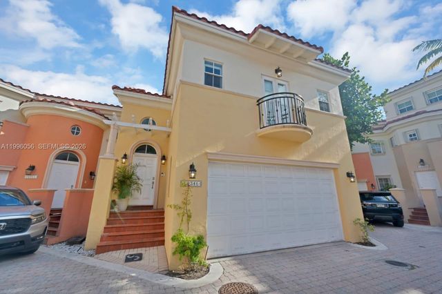 18345 NE 30th Place 18345, Aventura, FL 33160