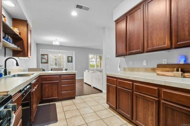 1459 Claude Lane 4, Chula Vista, CA 91913