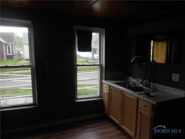 678 Congress Street, Toledo, OH 43609