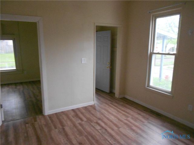 678 Congress Street, Toledo, OH 43609