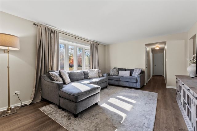 6507 Goldhaber Lane, Plainfield, IL 60586