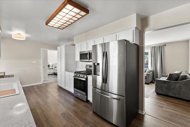 6507 Goldhaber Lane, Plainfield, IL 60586