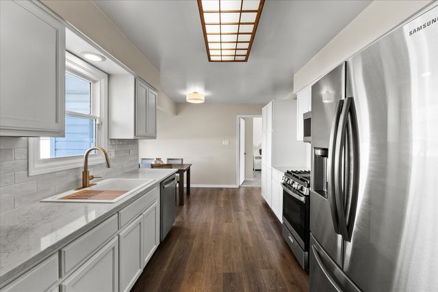 6507 Goldhaber Lane, Plainfield, IL 60586