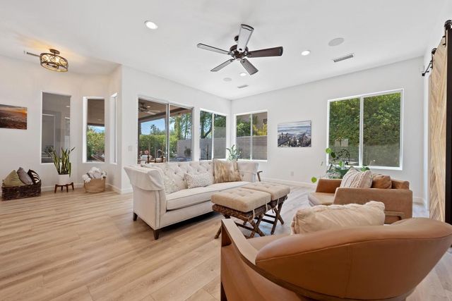 7 Hillcrest Drive, Palm Desert, CA 92260