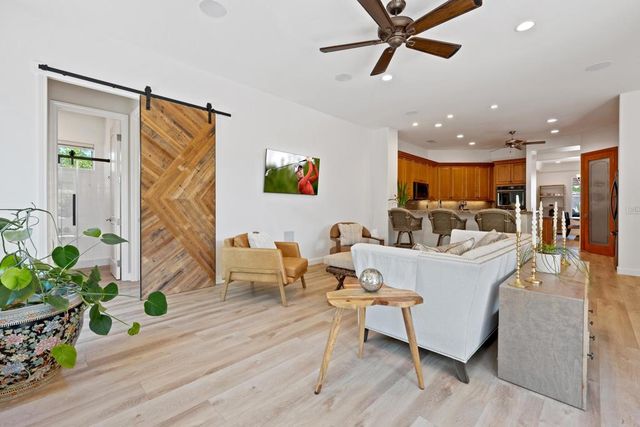 7 Hillcrest Drive, Palm Desert, CA 92260