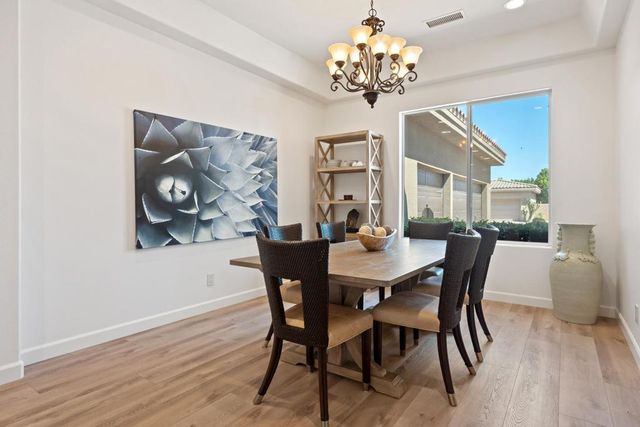 7 Hillcrest Drive, Palm Desert, CA 92260