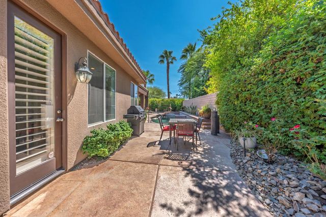 7 Hillcrest Drive, Palm Desert, CA 92260