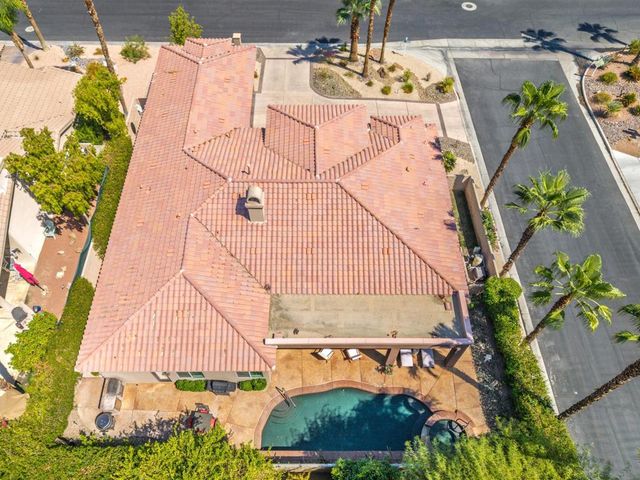 7 Hillcrest Drive, Palm Desert, CA 92260