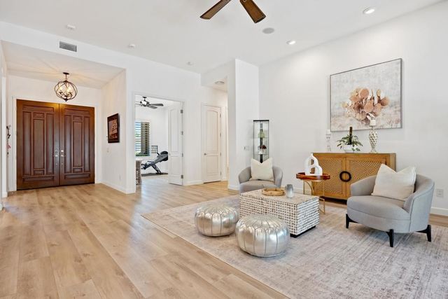 7 Hillcrest Drive, Palm Desert, CA 92260