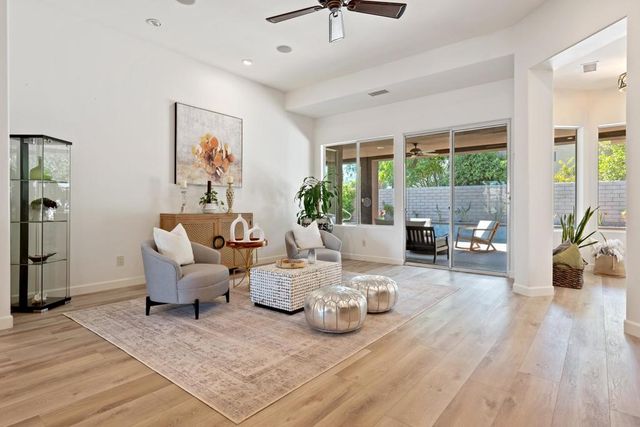 7 Hillcrest Drive, Palm Desert, CA 92260