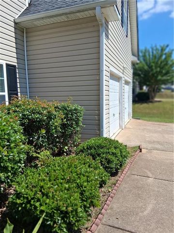 215 Barberry Lane, Dallas, GA 30132