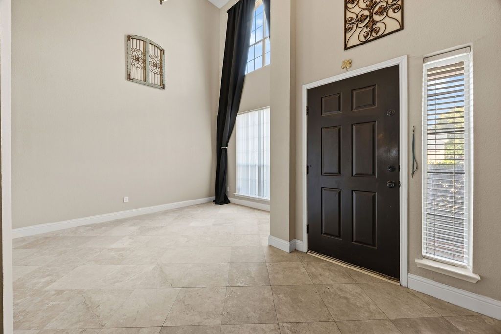 6601 Redwood Lane, The Colony, TX 75056 — photo 5