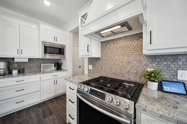 7417 E 126th Court S, Bixby, OK 74008