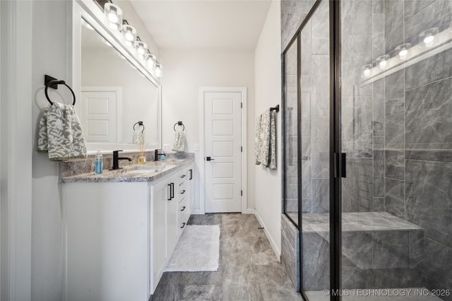 7417 E 126th Court S, Bixby, OK 74008